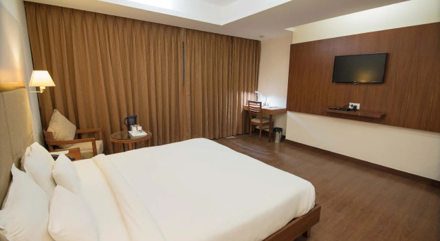 L N Hotels and Resorts, Забронировать Отель Отели штата Мадхья-Прадеш с парковкой, Парковка
