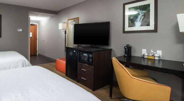 Четырёхместный номер Standard Hampton Inn Tulsa/Broken Arrow