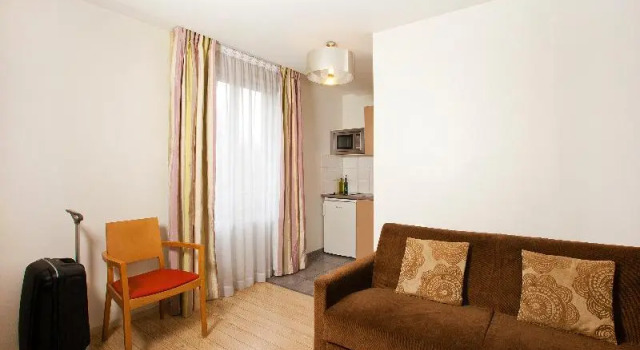 Четырёхместные апартаменты Residhome Paris Saclay " Bures sur Yvette "