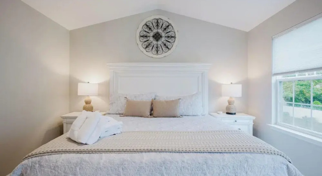 Lowcountry Lodge! In the Heart of Historic Old Town Bluffton SC, Забронировать Отель Отели в центре Блаффтон, в центре