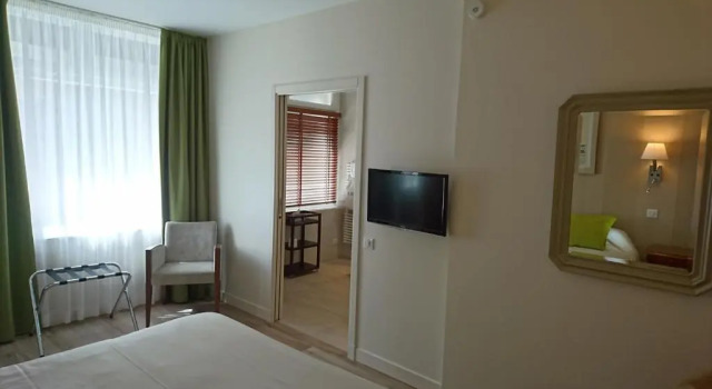 Двухместный номер Standard Цокольный этаж Hotel Ajoncs dOr