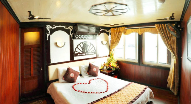 Halong Aurora Cruises, Забронировать Отель Отели Халонг с парковкой, Парковка