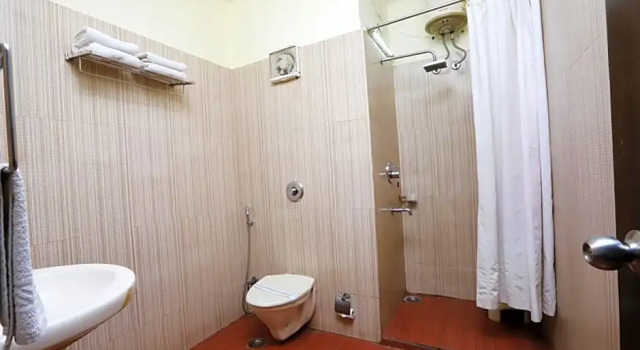 Standard- dobbelt værelse Hotel Radhika Regency