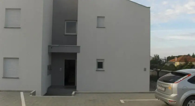 Apartments Duje, Rezerwuj Apartament Hotele w Mulo z parkingiem, Parking
