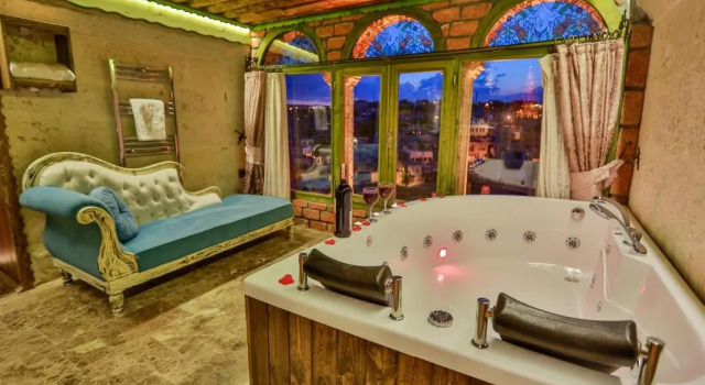 Люкс с видом на город Casia Cave Suites
