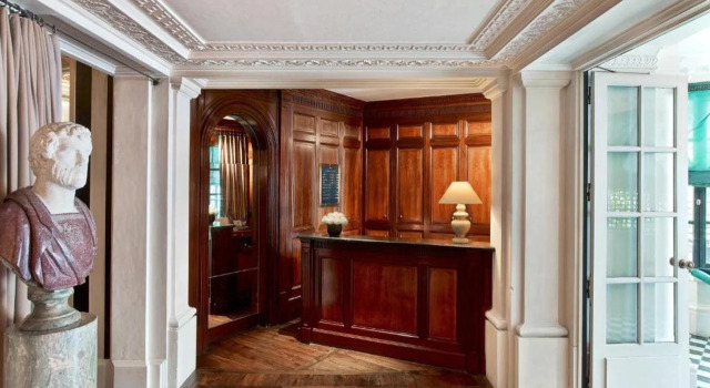 Le Dokhan’s Paris Arc de Triomphe, a Tribute Portfolio Hotel