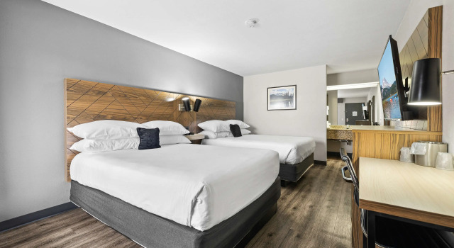 Четырёхместный номер Standard Red Lion Inn & Suites Deschutes River - Bend