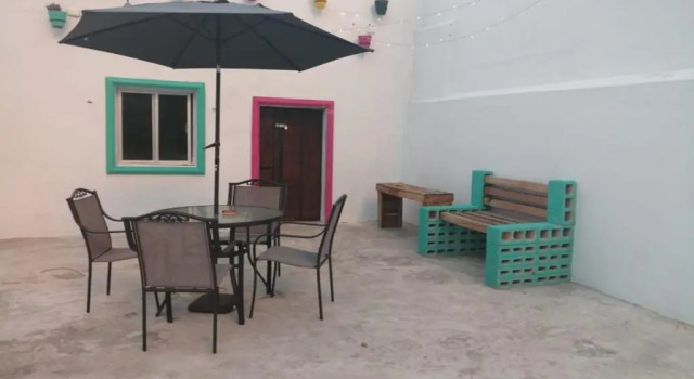 Кровать в общем номере Hostal Xiinbal Merida
