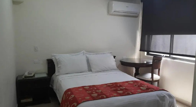 Трёхместный номер Standard Hotel Prince Plaza - Laureles