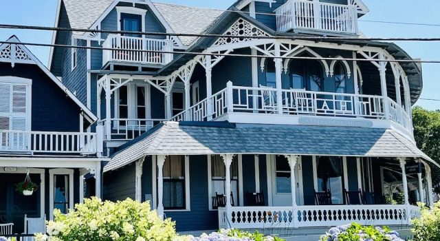 The Attleboro House, Rezervați Hotel Oak Bluffs Martha's Vineyard