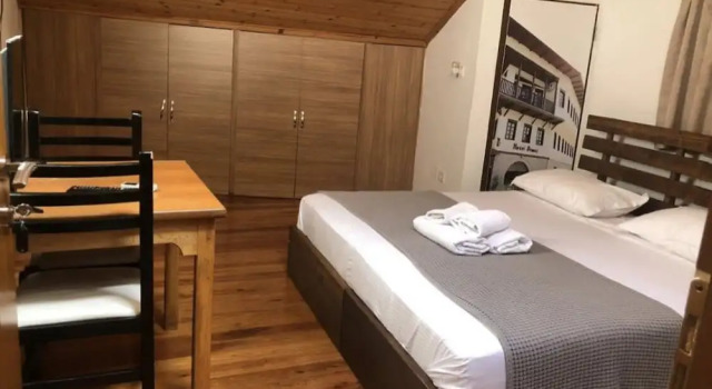 Hotel Demaj, Prenota Hotel Hotel economici a Berat County