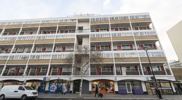 Bright 3 Bedrooms in Central London/lupus Street, Забронировать Отель Отели Англии 3 звезды, 3*