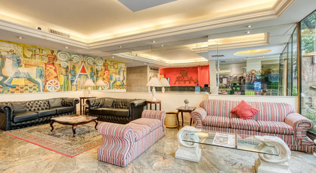 Augusto's Copacabana Hotel