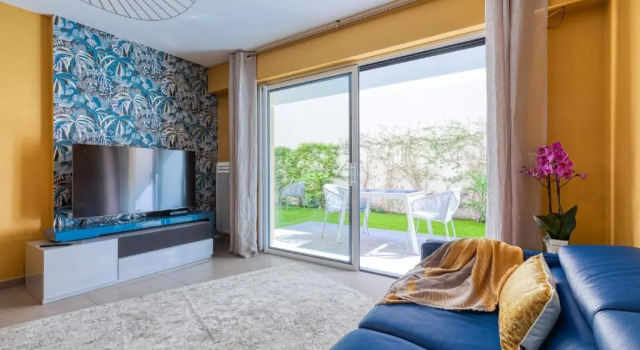 Residence Blue Harmony, Забронировать Отель Ницца Приморские Альпы, рядом с Набережная Соединенных Штатов