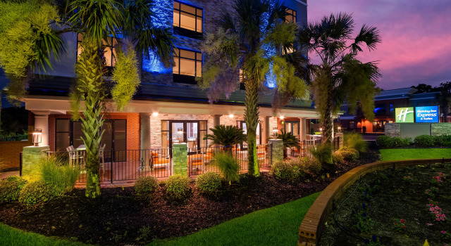 Holiday Inn Express & Suites Lexington, an IHG Hotel, 预订 酒店 莱克星顿 南卡罗来纳州