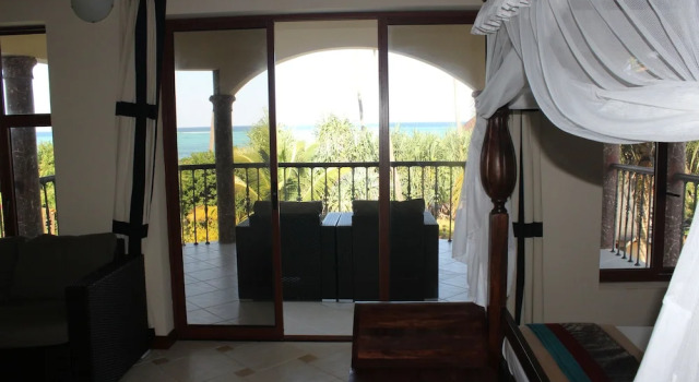 Zawadi Beach Villas