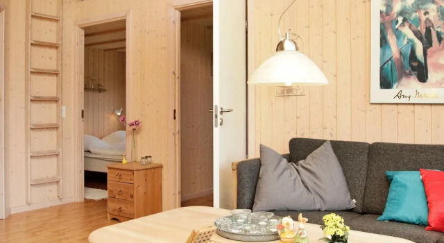 Luring Holiday Home in Oksbøl With Sauna, Rezerwuj Hotel Oksbol Syddanmark