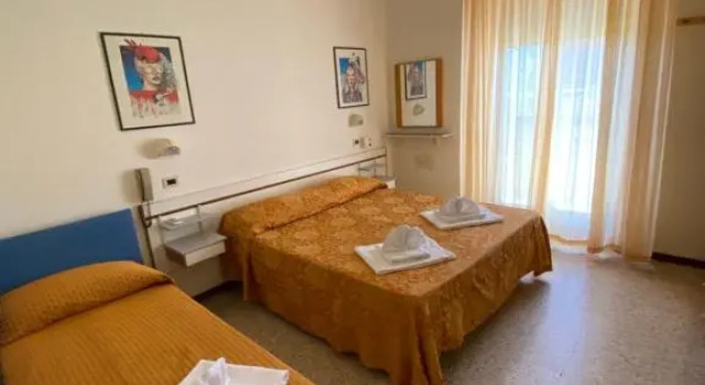 Трёхместный номер Standard Hotel Granada