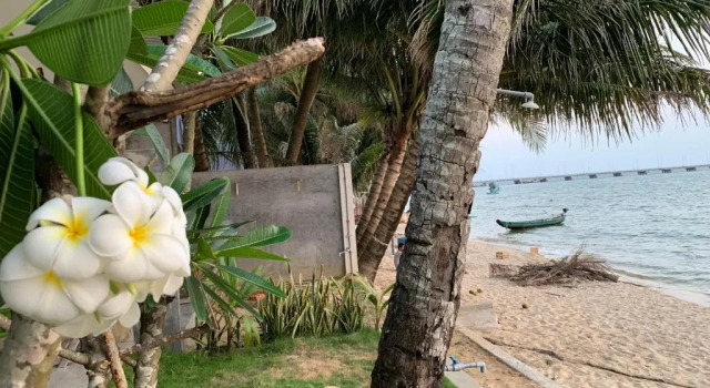 Студия Мансарда с видом на море HS Beach House Phu Quoc Island