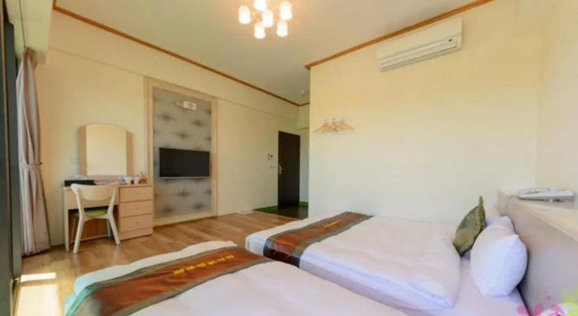 Номер Standard Yiren Hotel