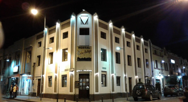 HOTEL Quito Antiguo, Забронировать Отель La Floresta Кито, рядом с Del Arbolito Park