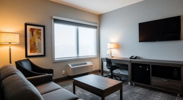 Amsterdam Inn & Suites Florenceville-Bristol, Book Hotel Florenceville-Bristol New Brunswick