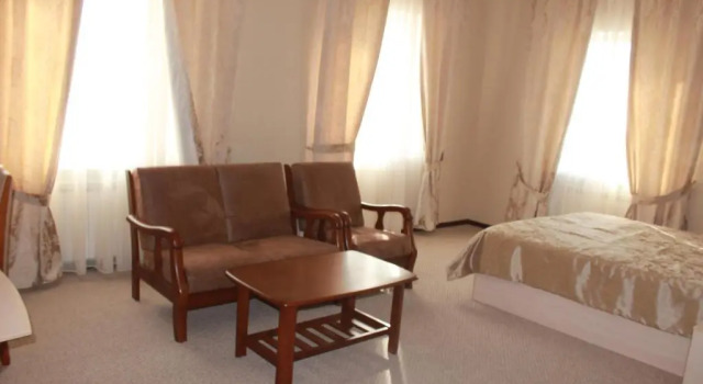 Hotel Laeti-Zhaiyk, Varaa Hotelli Hotellit Atyrau region aamiaisella, Aamiainen