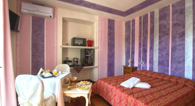 La Corte Natural Resort, Забронировать Курортный отель Отели в центре Пьетра-Лигуре с завтраком, отели в центре Пьетра-Лигуре с завтраком