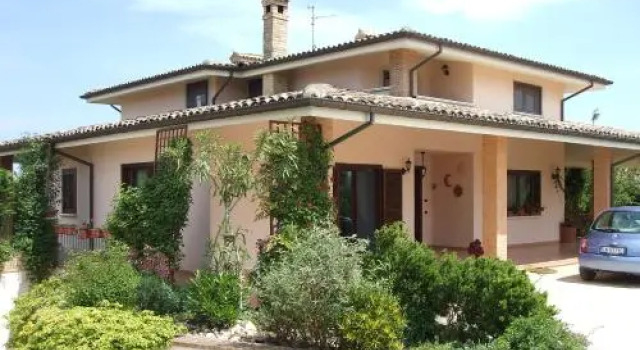Locanda Maja B&B, Rezervovat Penzión se snídaní Guardiagrele 