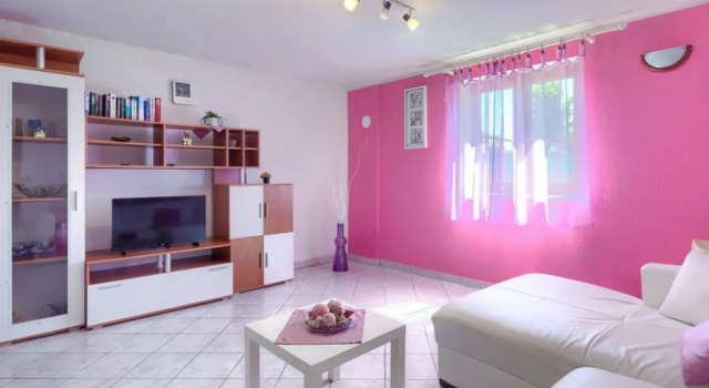 Holiday Home Nikolina (ROJ412)