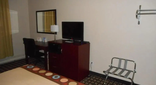Номер Standard Super 8 by Wyndham Fox Creek