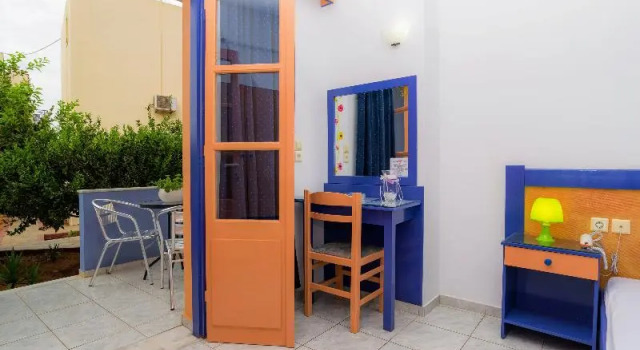 Студия Eltina Apartments