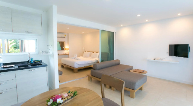 Люкс SEAnery Beach Resort