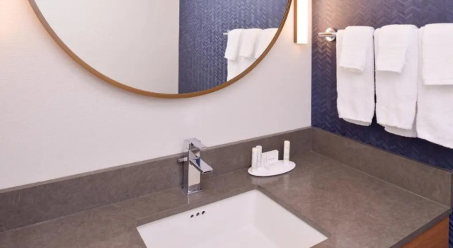 Двухместный номер Standard Fairfield Inn and Suites by Marriott Bakersfield Central