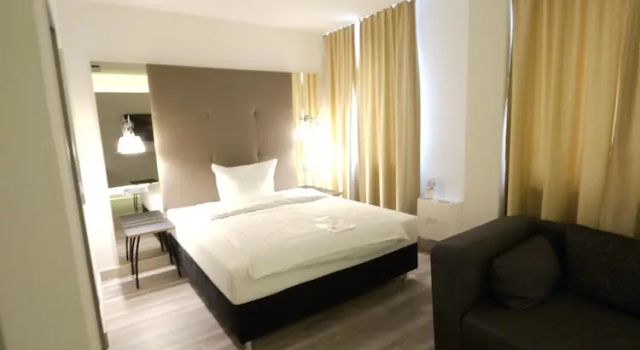 Ekonomi tek kişilik oda Hotel Amadeus