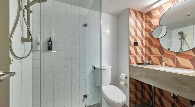 Standard room ibis Perth