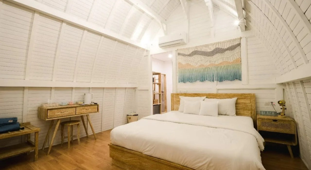 Mambo Beach Resort, Rezerwuj Ośrodek wypoczynkowy Penida Bali