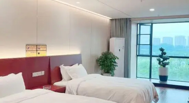 Zhichu Hotel, Prenota Hotel Hotel a Xiangyang con parcheggio, Parcheggio