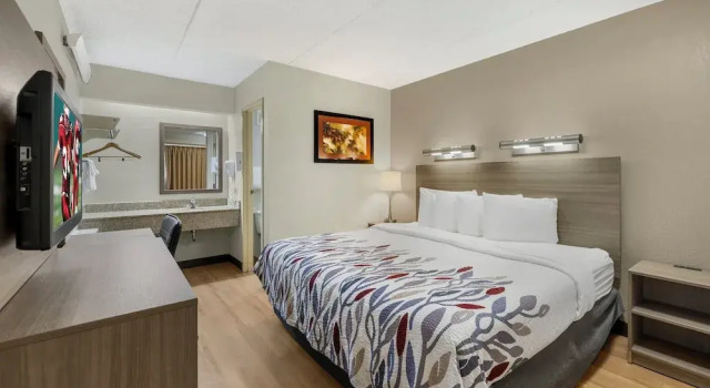 Двухместный номер Deluxe Red Roof Inn Buffalo - Niagara Airport