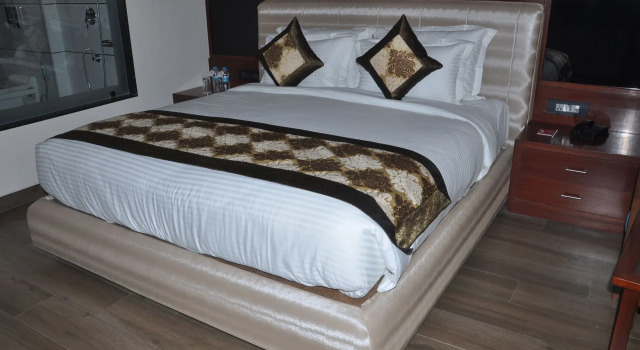 Spree Hotel Jaipur, Забронировать Отель Отели штата Раджастхана 4 звезды, 4*