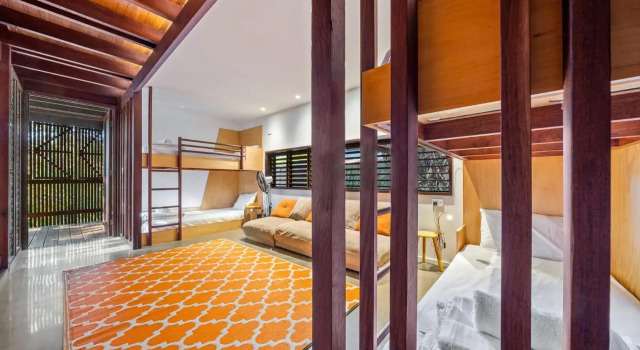 Moonshine Beach Shack by Discover Stradbroke, Prenota Hotel Hotel a Queensland con parcheggio, Parcheggio