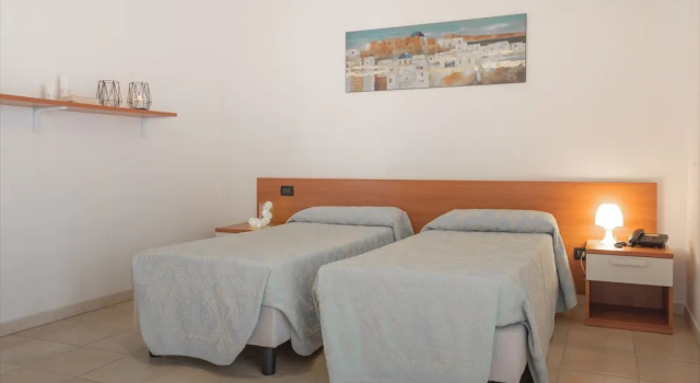 Stylish Residence Le Fontane 2 Bedroom Apartment Sleeps 6 Persons Num2508