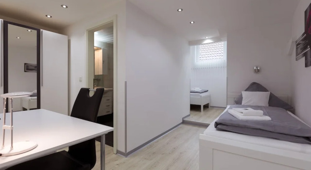 Трёхместный номер Standard Hotel am Rosenplatz,24 Stunden Check in, Küche, kostenfreie Parkplätze