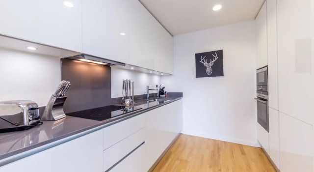 Апартаменты Standard 1 Bedroom Stylish Apartment near Regents Park FREE WIFI & AIRCON by City Stay Aparts London
