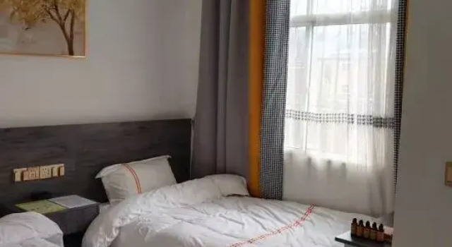 Blue Xiangyutai Homestay, Book Hotel Gejiu Yunnan