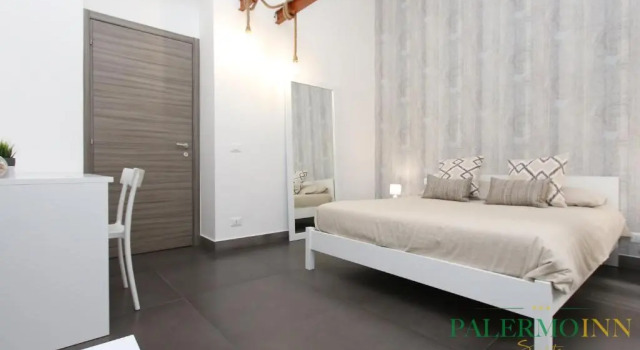 Двухместный номер Standard с балконом Palermo Inn Suite
