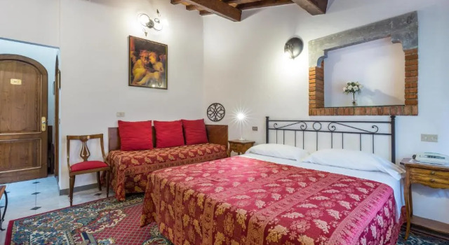 Трёхместный номер Standard Hotel Collodi Firenze