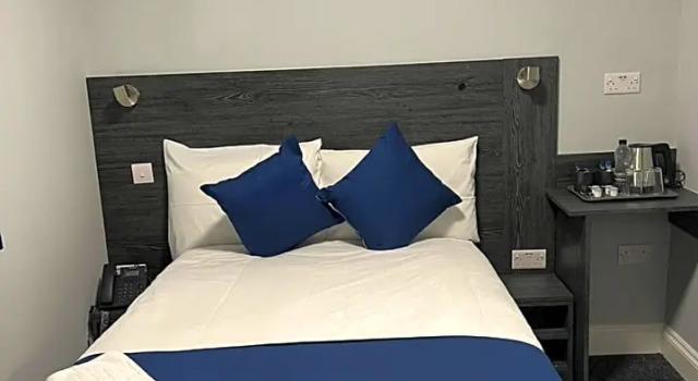 Четырёхместный номер Comfort Blue Sapphire Hotel