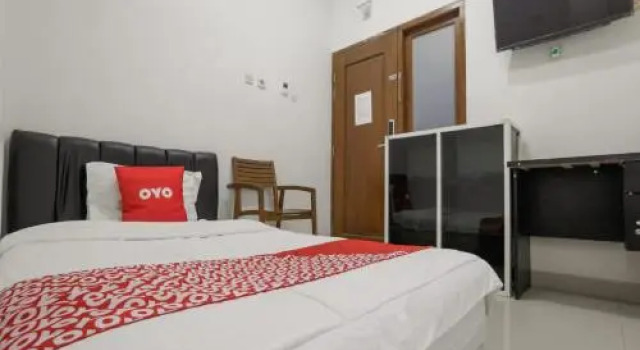 Airy Jebres Kolonel Sutarto 100 Solo