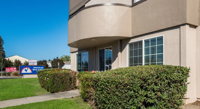 Americas Best Value Inn Santa Rosa, Забронировать Отель Санта-Роза Wine Country - Northern California